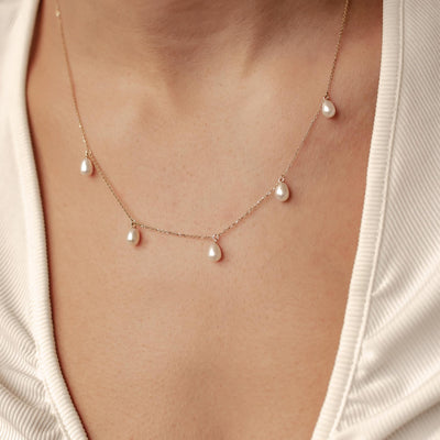 Irreplaceable Pearl Necklace 14K Gold