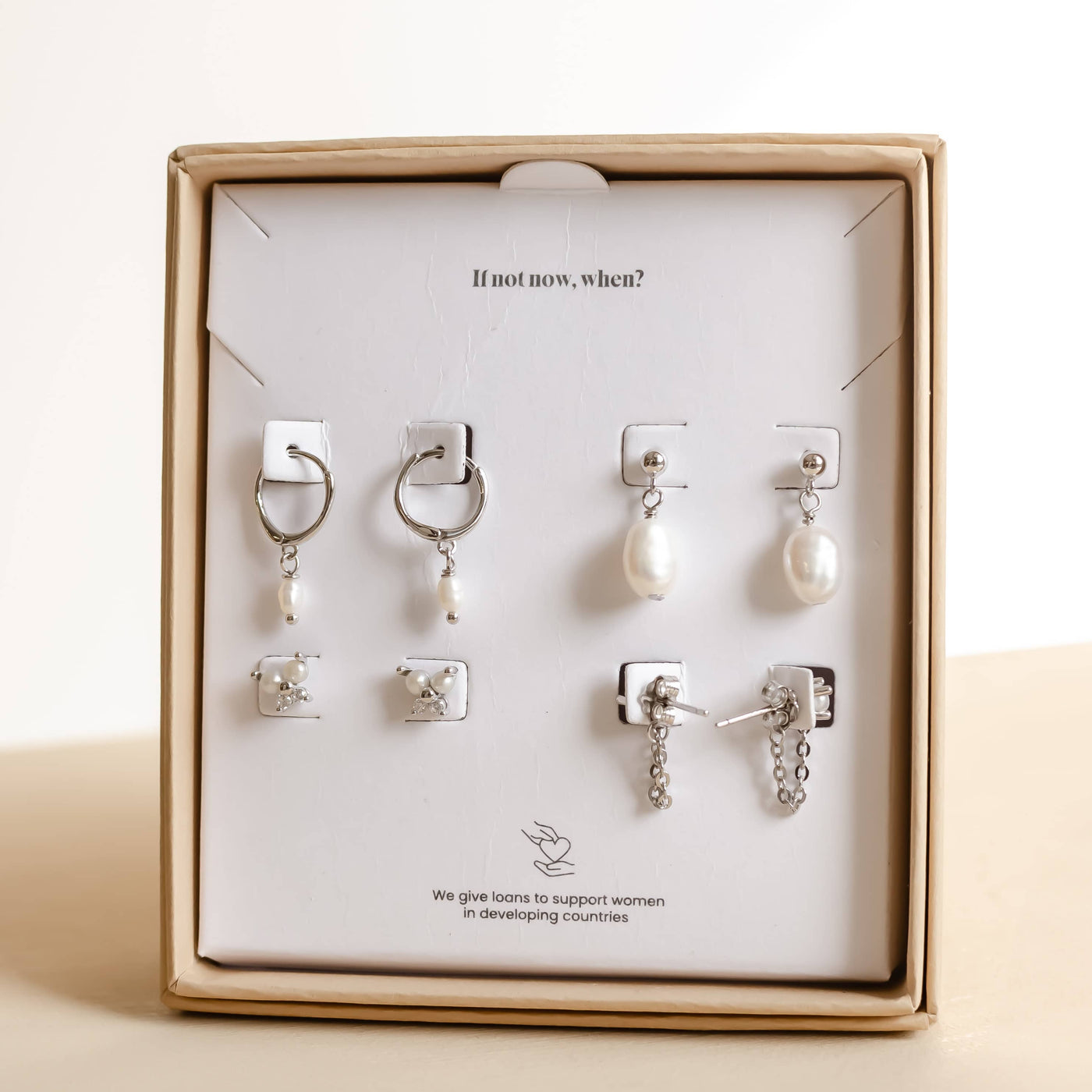 Pearly Earring Set