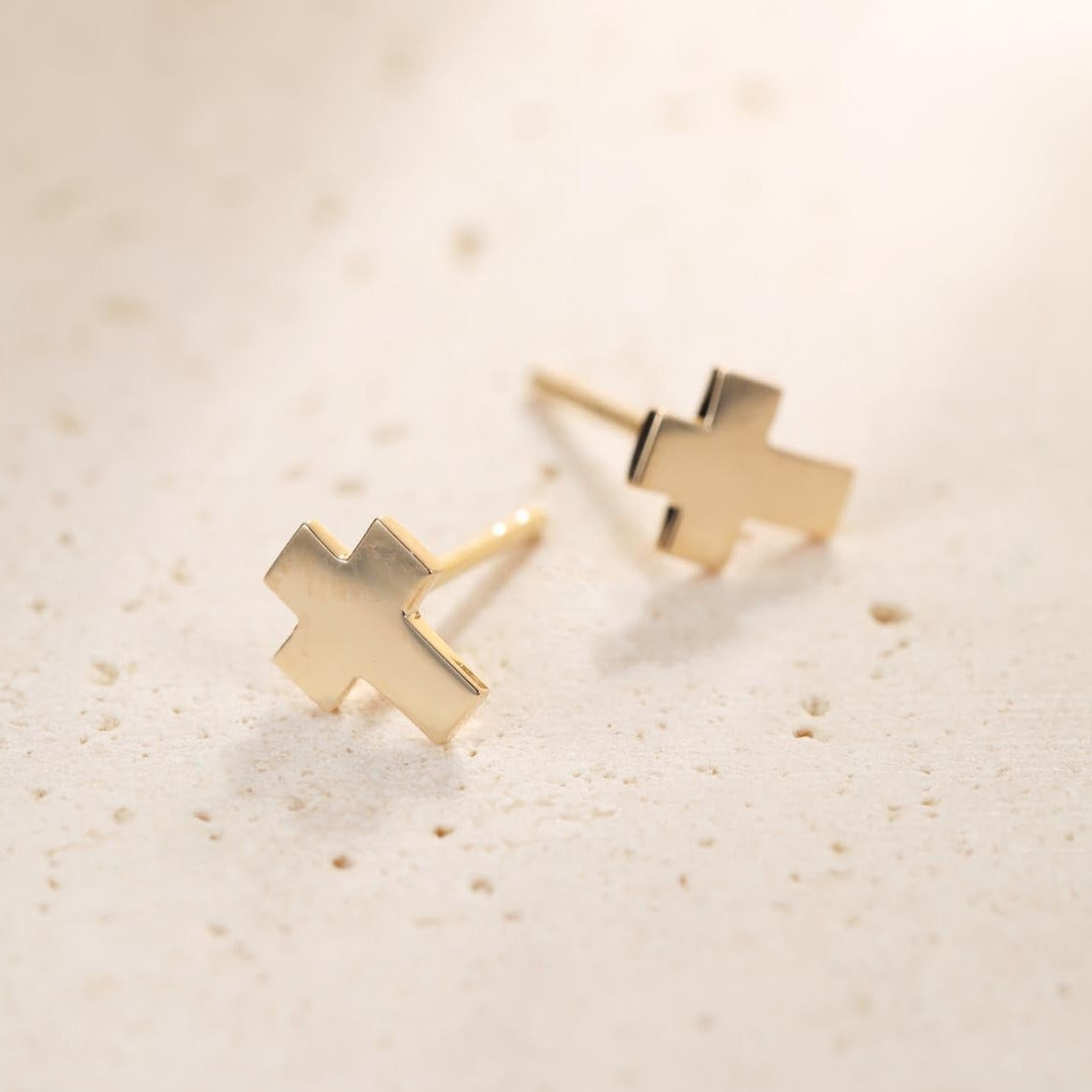 Believe Stud Earrings 14K Gold