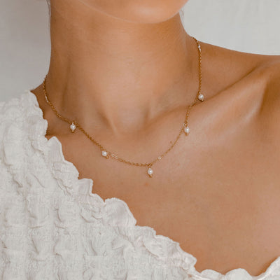 Cinque Pearl Chain Necklace Gold