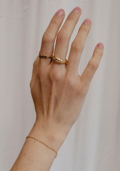 Anillo con Cúpula Croissant en Oro