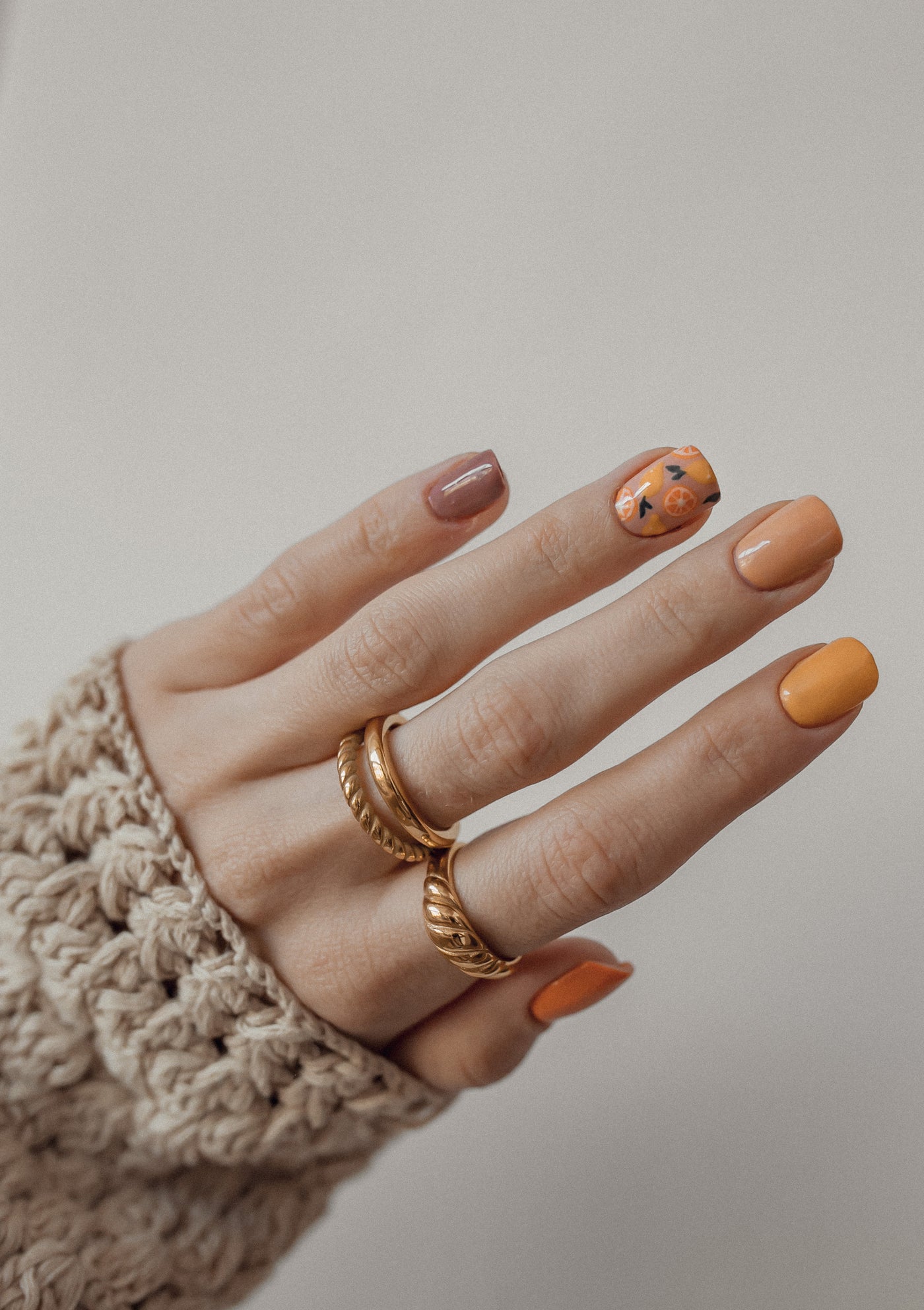 Croissant Ring in Gold