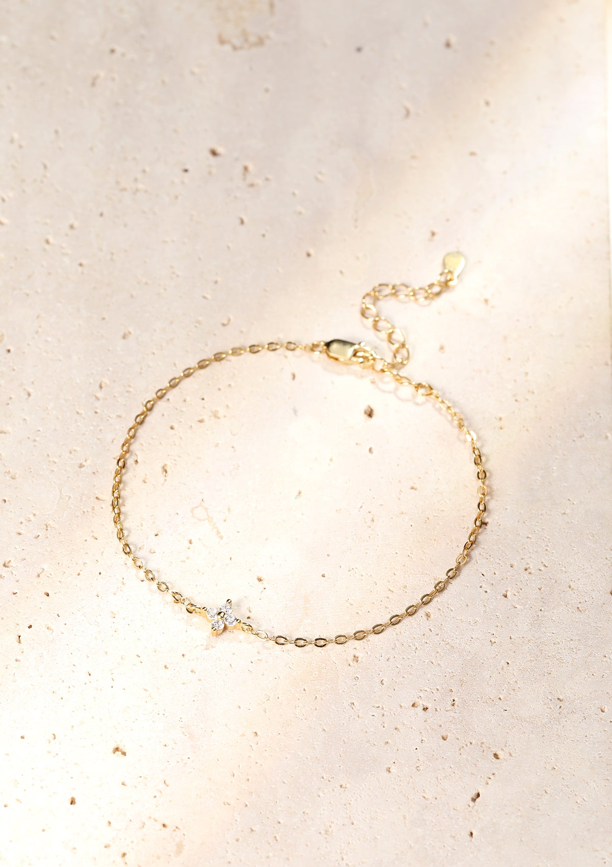 Armband mit Gänseblümchen Anhänger aus Sterlingsilber Gold