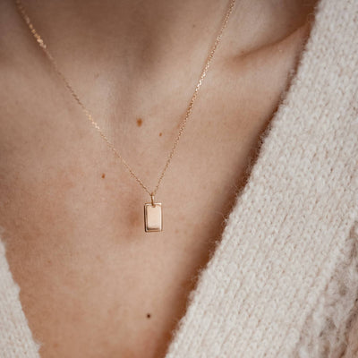 Canvas Pendant Necklace 14K