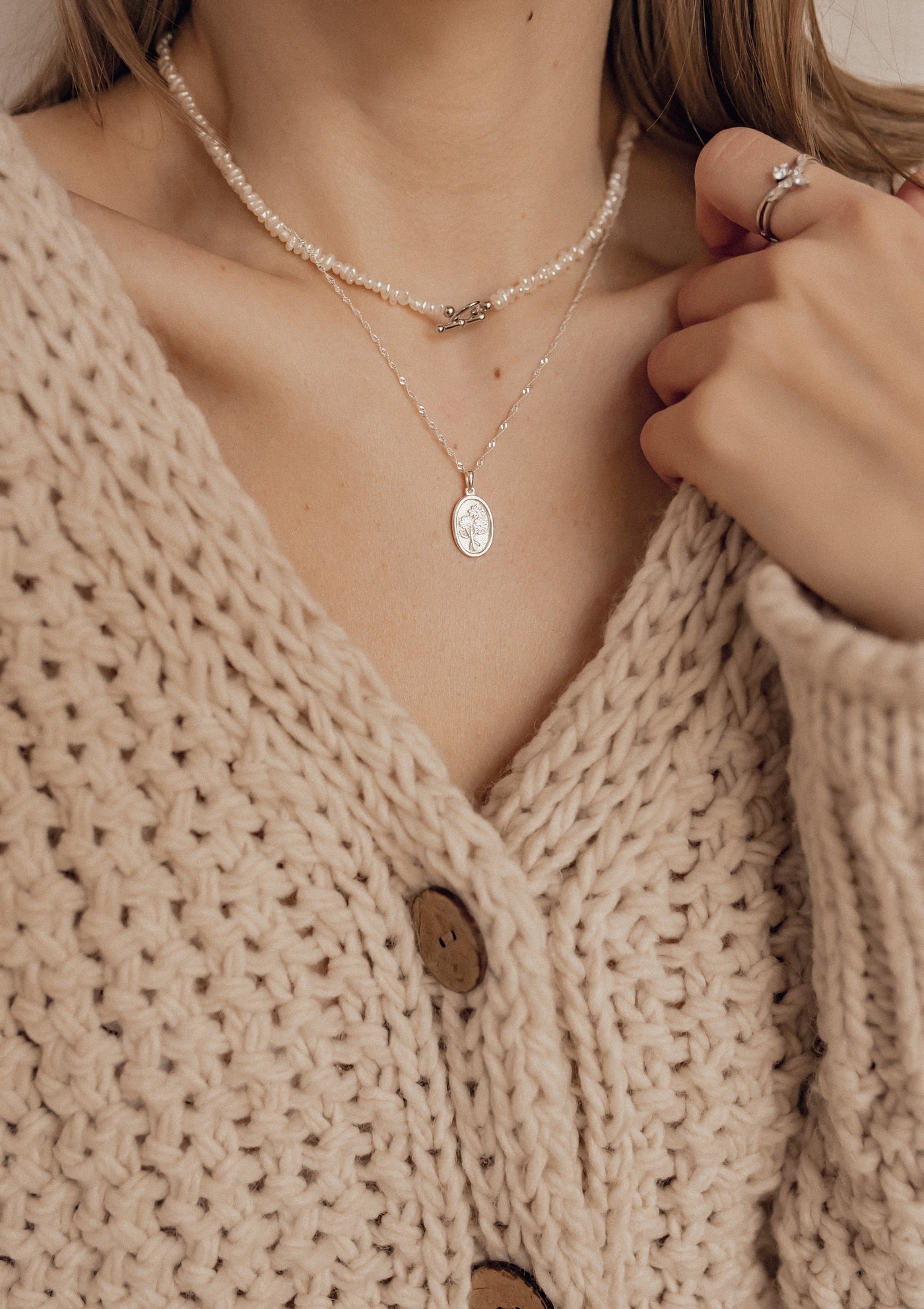 Collier Ras du Cou Fermoir Coeur Perle