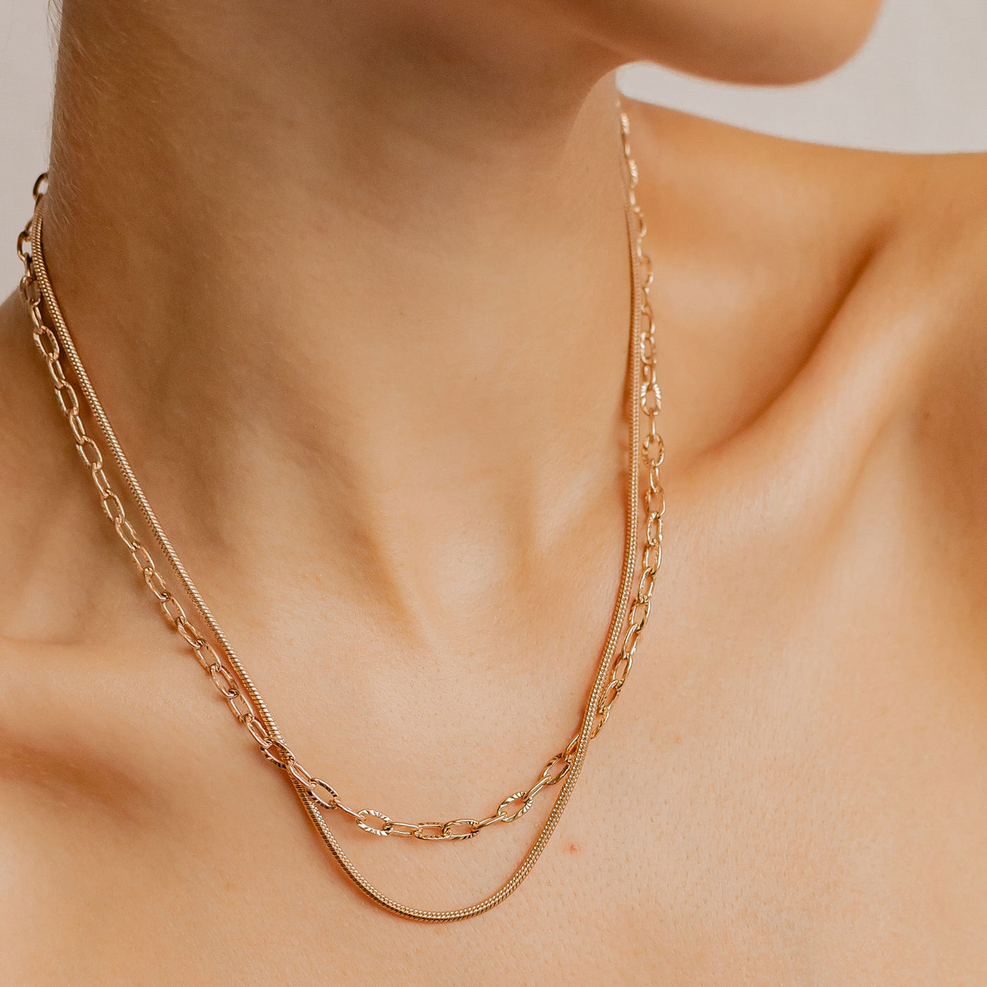 Round Snake Chain Necklace Rose Gold