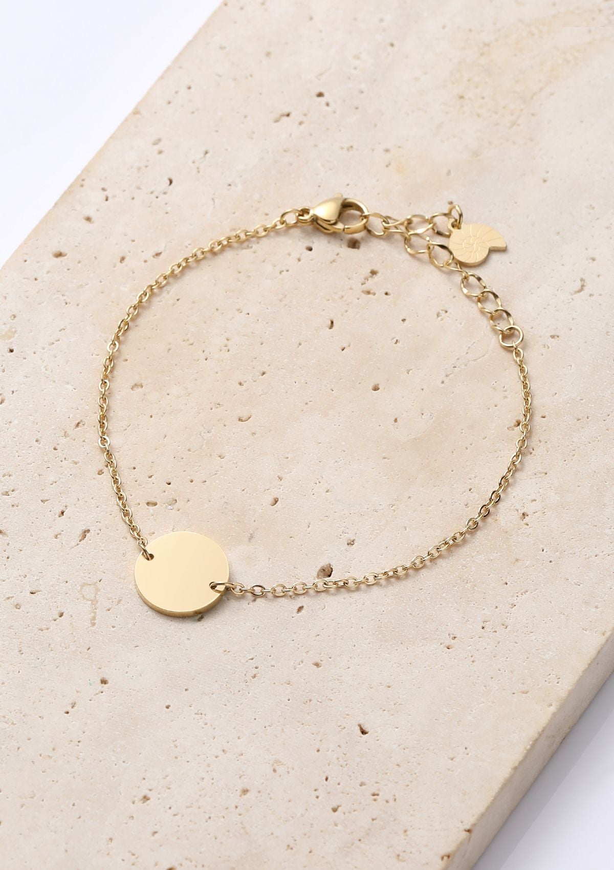 Bracelet Cercle Simple en Or