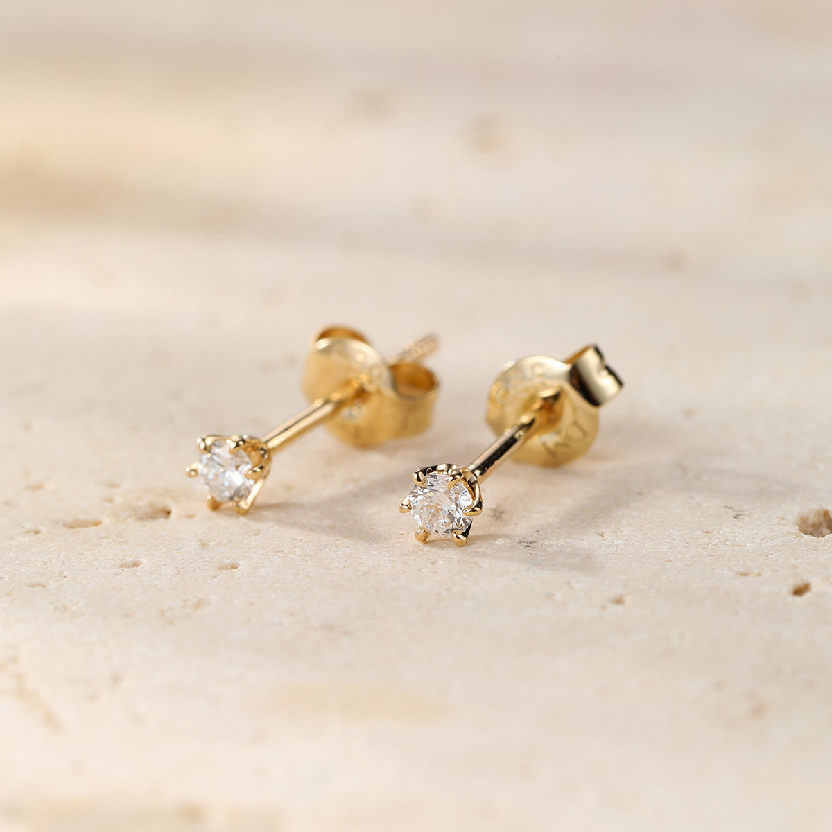 Spark Diamond Stud Earrings 14K Gold