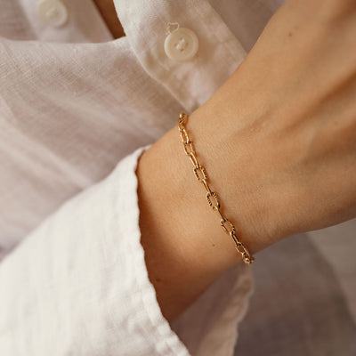 Textured Link Chain Bracelet Gold