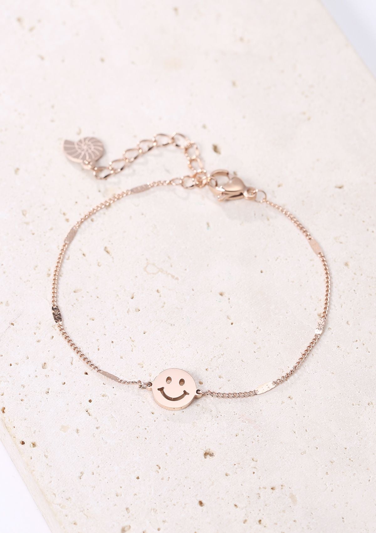 Brazalete Cara Sonriente en Oro Rosa